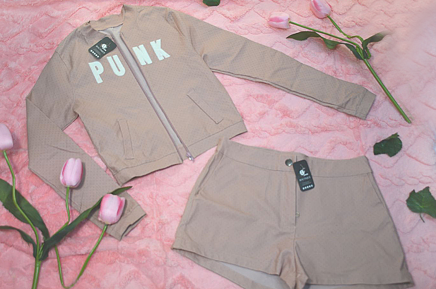 CHAQUETA DEPRTIVA Y SHORT